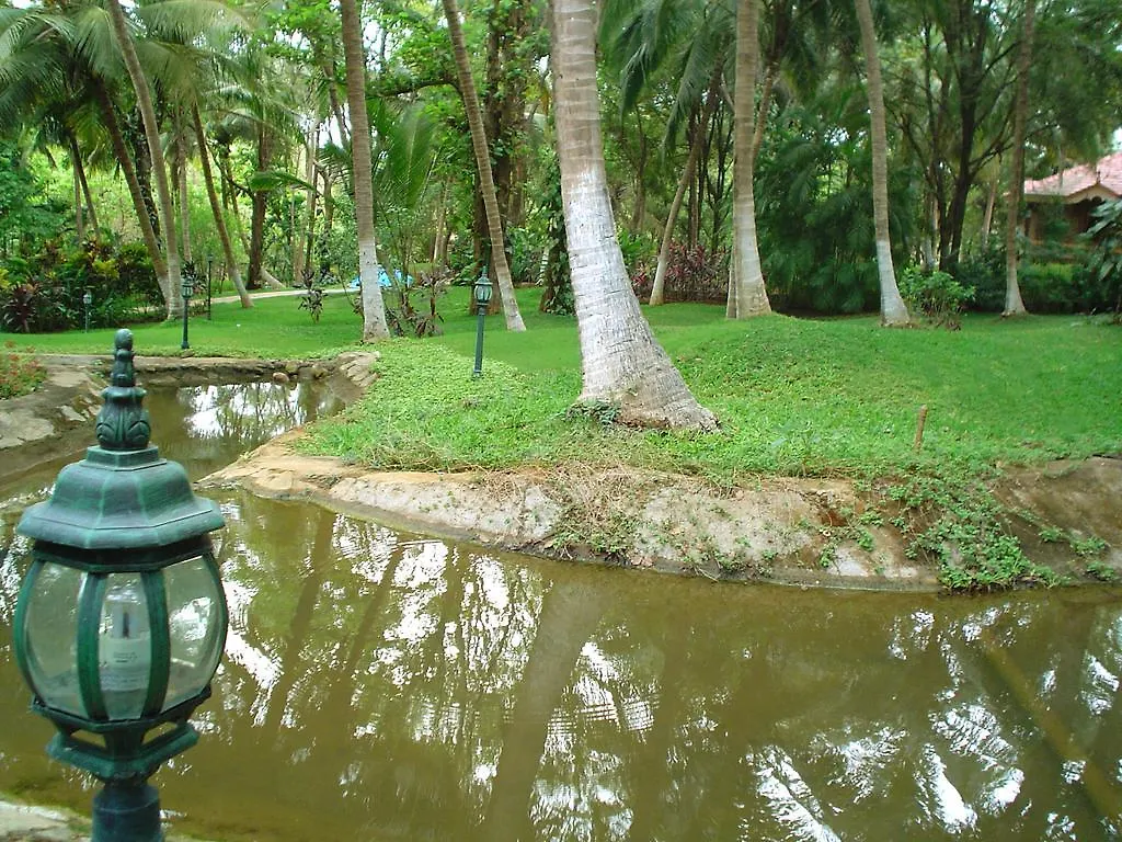 Kairali - The Ayurvedic Healing Village Palakkad 3*,  India